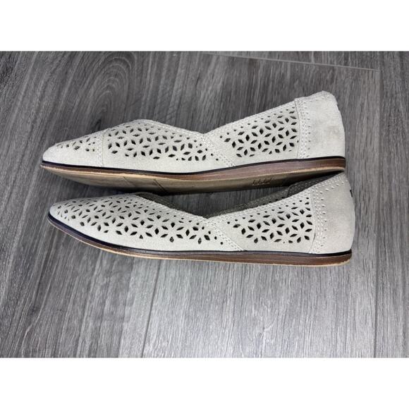 TOMS Jutti Ballet Flats 6.5 Taupe Perforated Slip On Comfort Walking Shoes - Picture 8 of 9